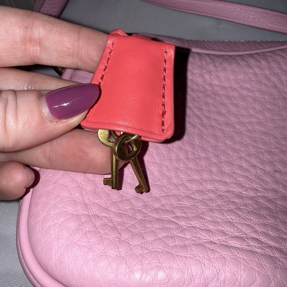 J CREW Signet Crossbody Bag Purse Pink Italian Pebbled Leather Lock Key EUC - Picture 8 of 16